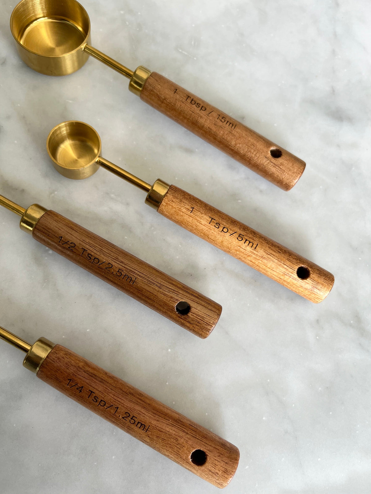 Montecito Wood & Gold Measuring Cups and Spoons – Set of 8