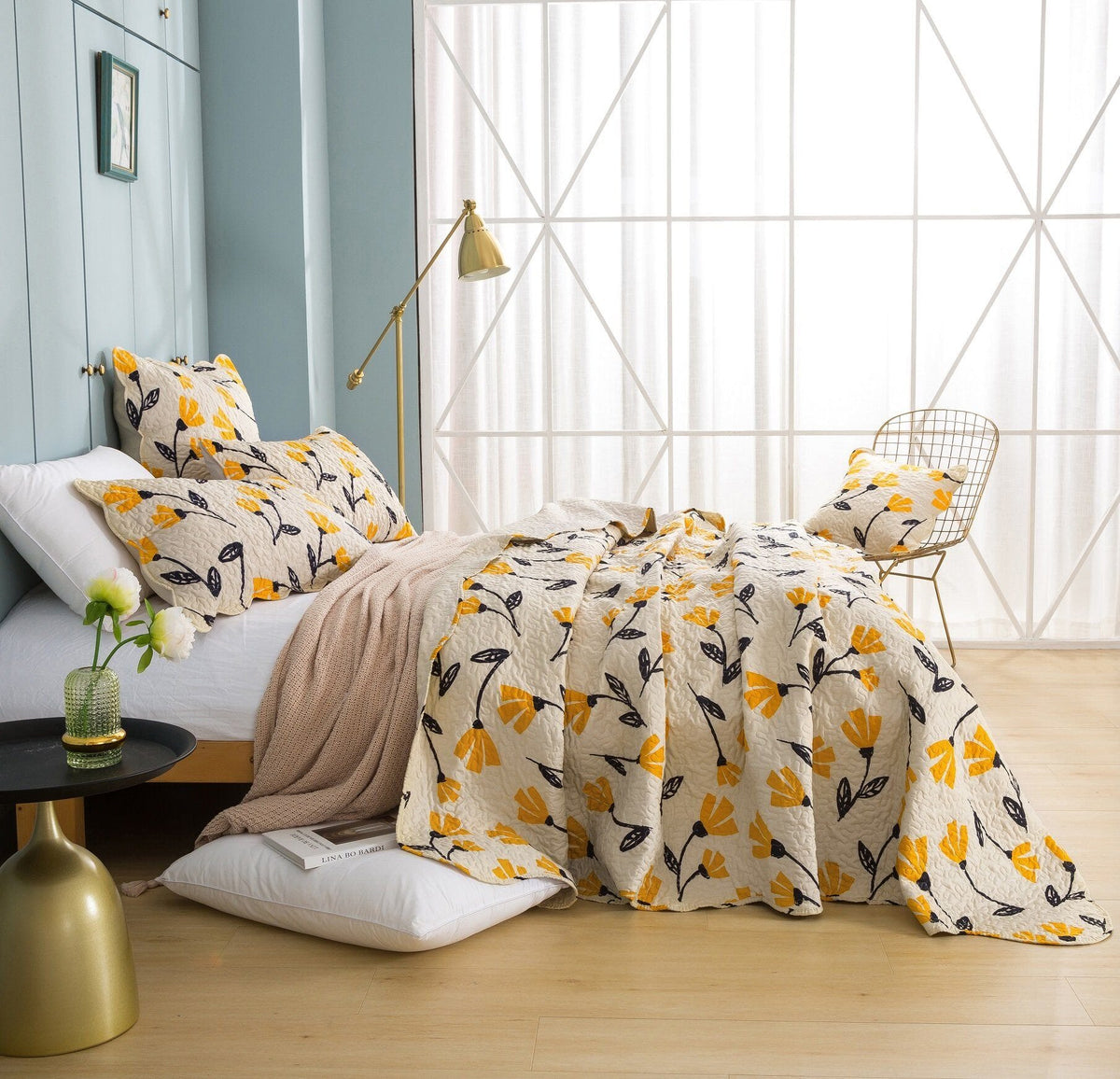 DaDa Bedding Yellow Fleur Floral Quilt Set