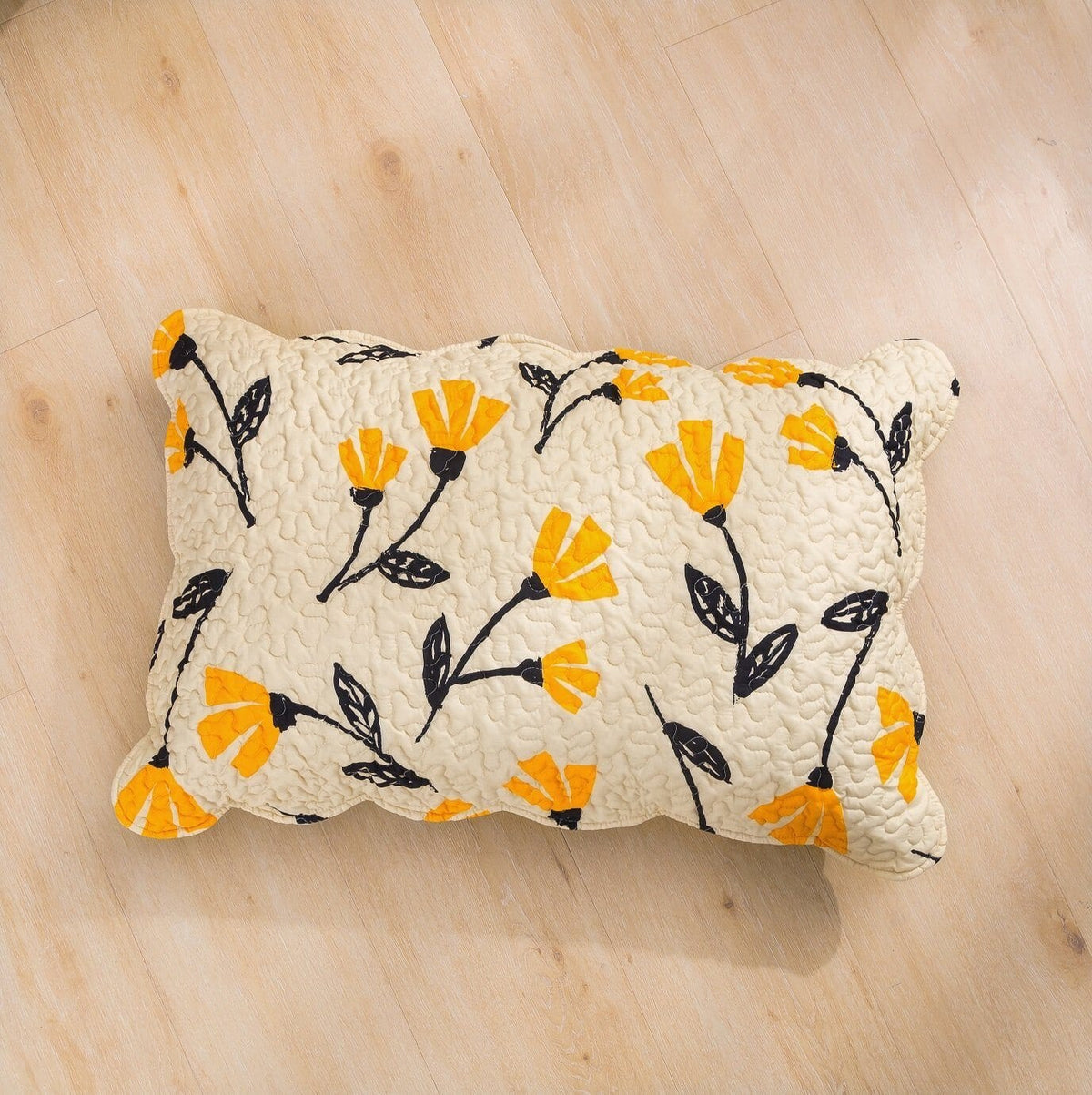 DaDa Bedding Yellow Fleur Floral Quilt Set