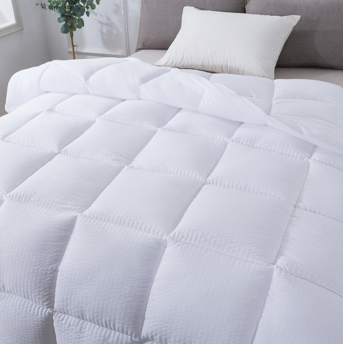 Kasentex Reversible Down-Alternative Comforter