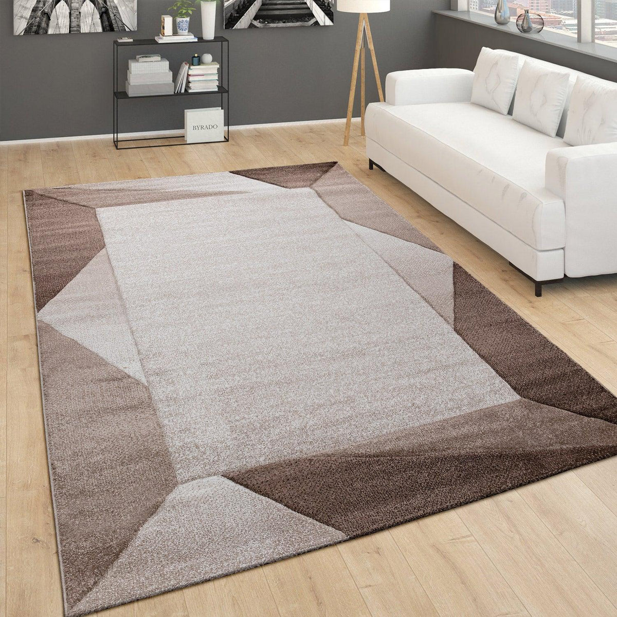 Madeira Geometric Border Area Rug – Brown & Beige
