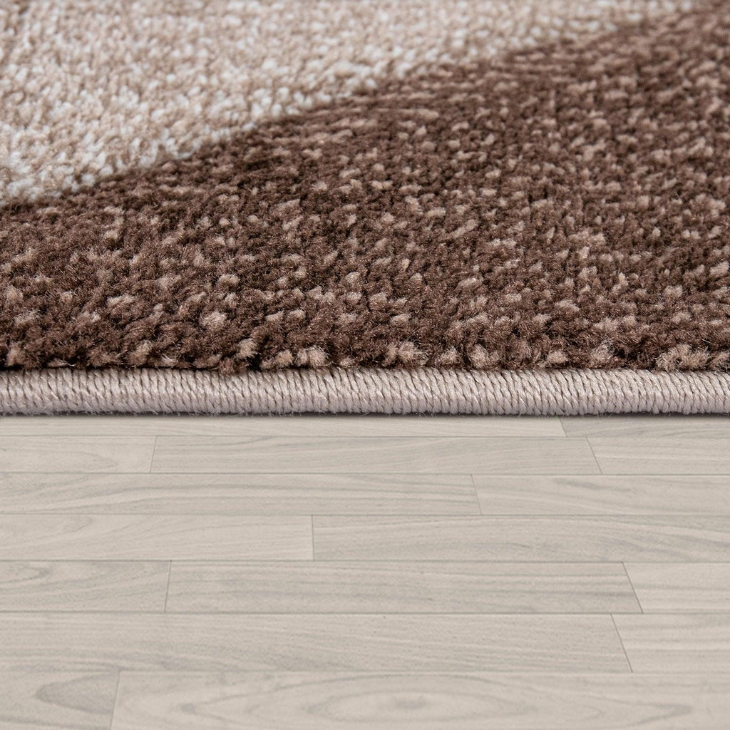 Madeira Geometric Border Area Rug – Brown & Beige
