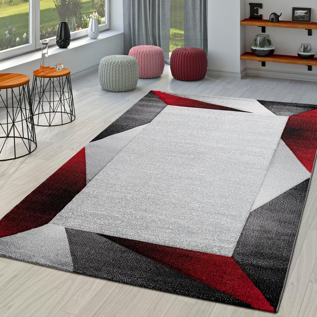 Madeira Geometric Border Area Rug – Gray & Red