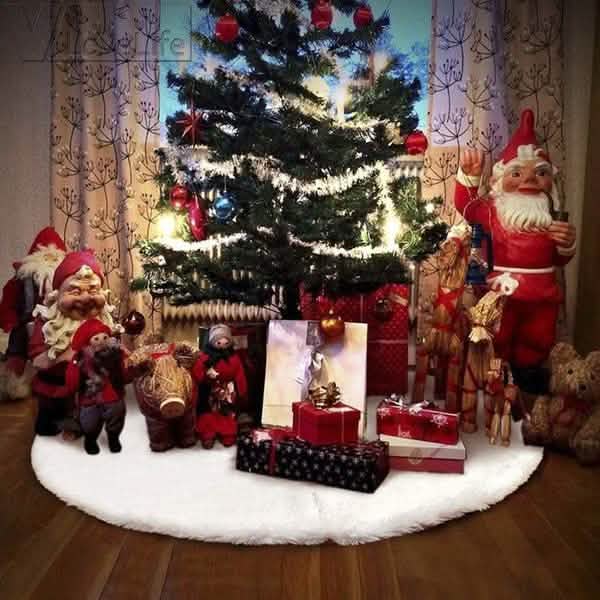Plush Christmas Tree Skirt – 78 cm, 90 cm or 120 cm