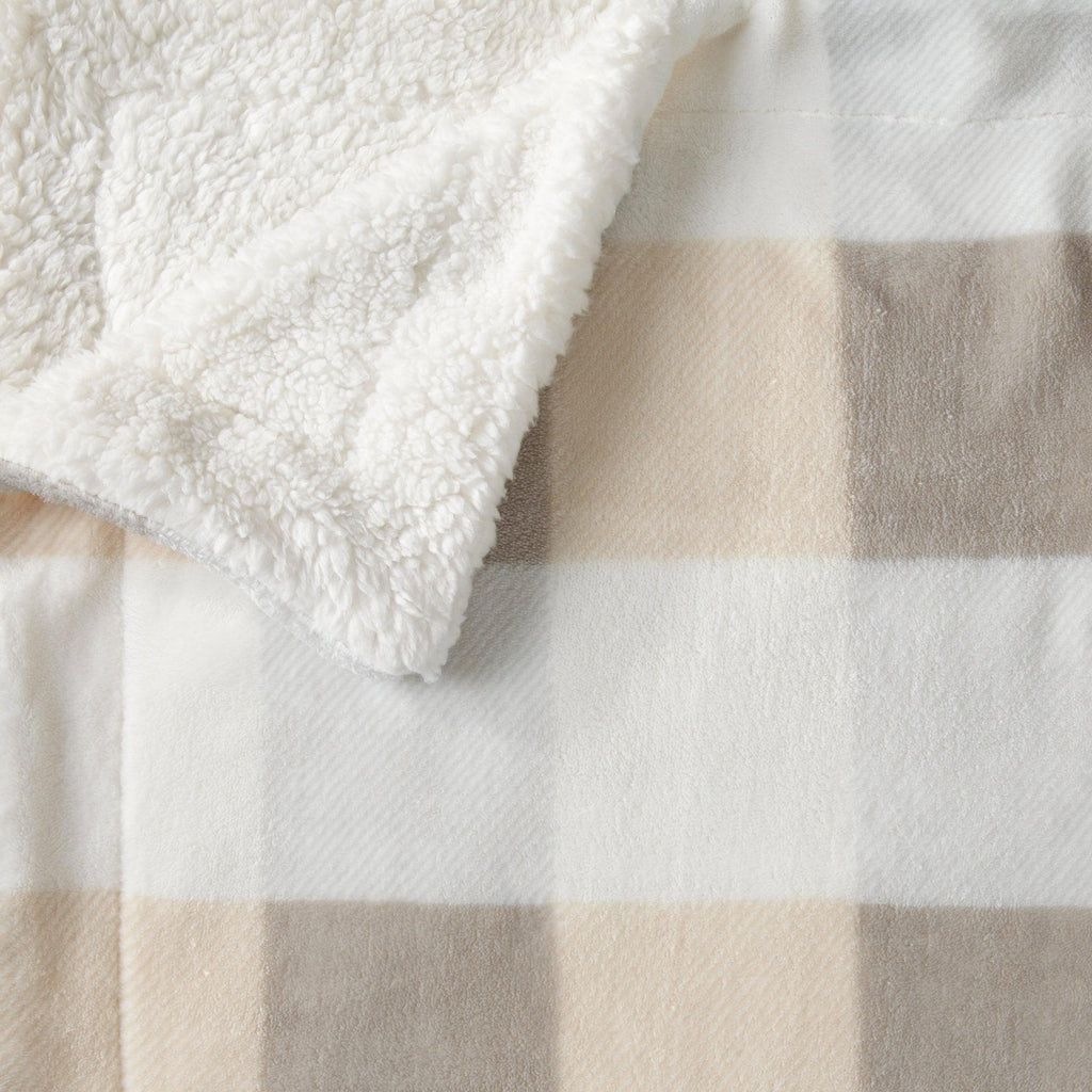 Great Bay Home Kinsley Velvet Plush & Sherpa Blanket