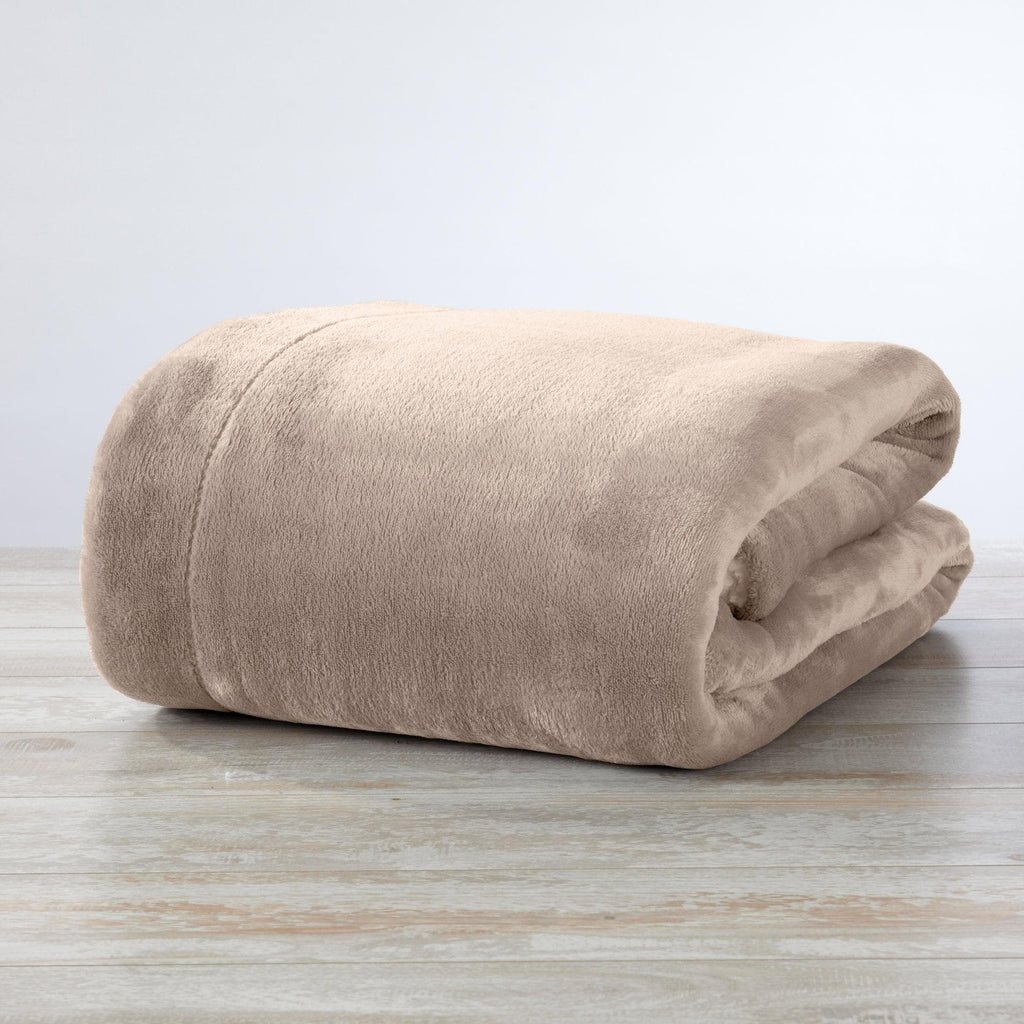 Great Bay Home Kinsley Velvet Plush & Sherpa Blanket
