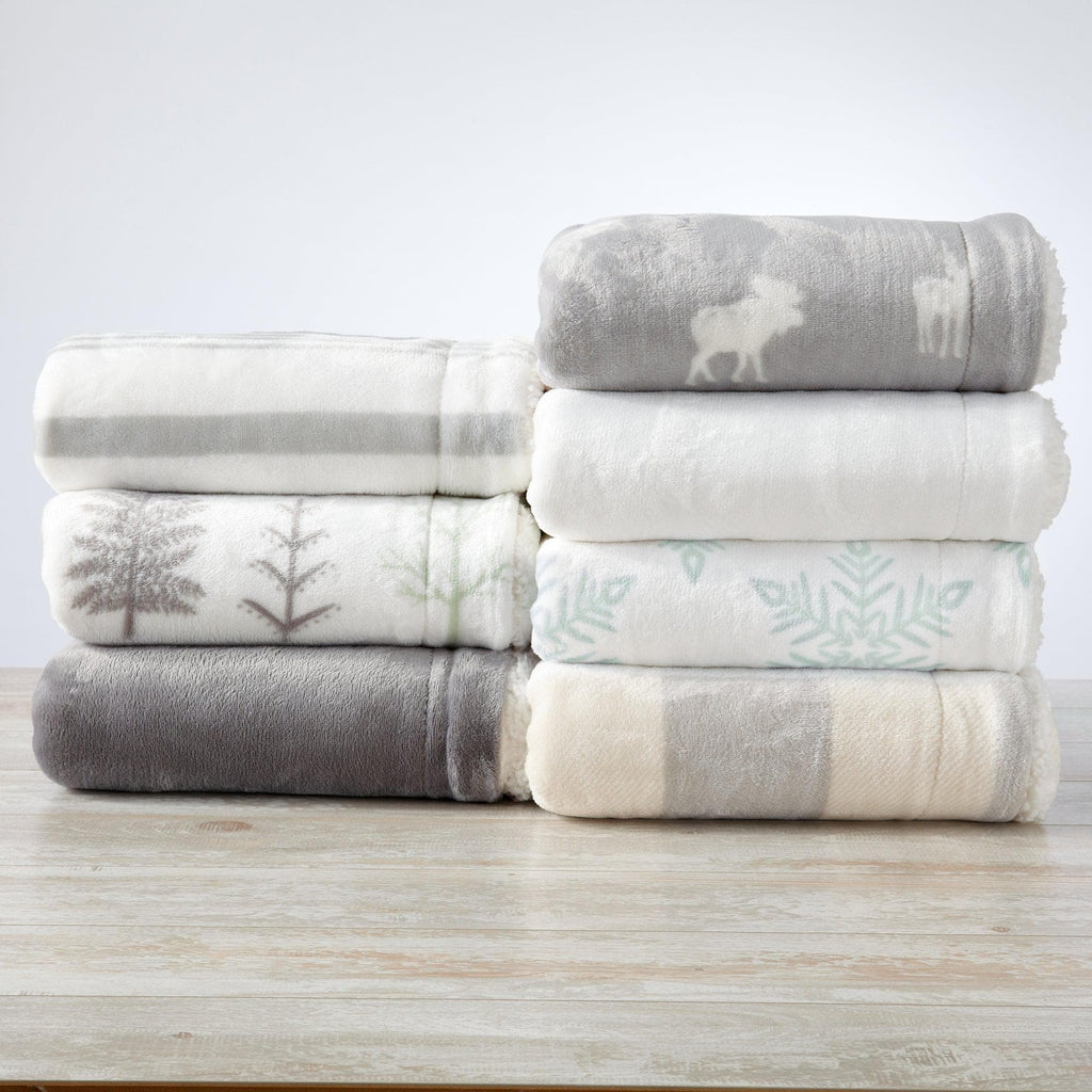 Great Bay Home Kinsley Velvet Plush & Sherpa Blanket