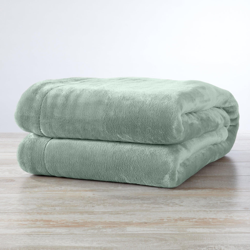 Great Bay Home Kinsley Velvet Plush & Sherpa Blanket