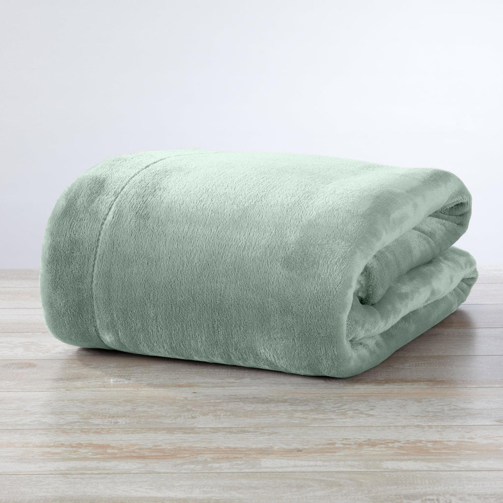 Great Bay Home Kinsley Velvet Plush & Sherpa Blanket