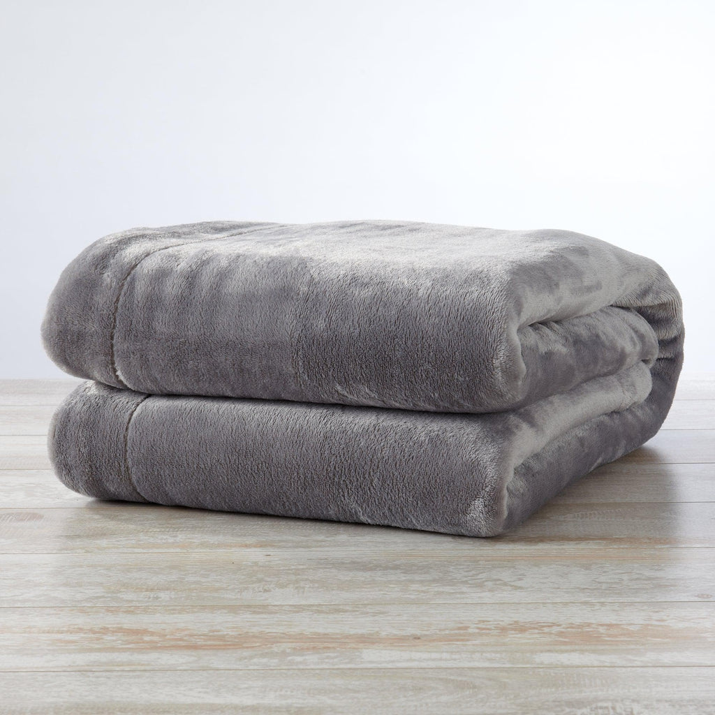 Great Bay Home Kinsley Velvet Plush & Sherpa Blanket