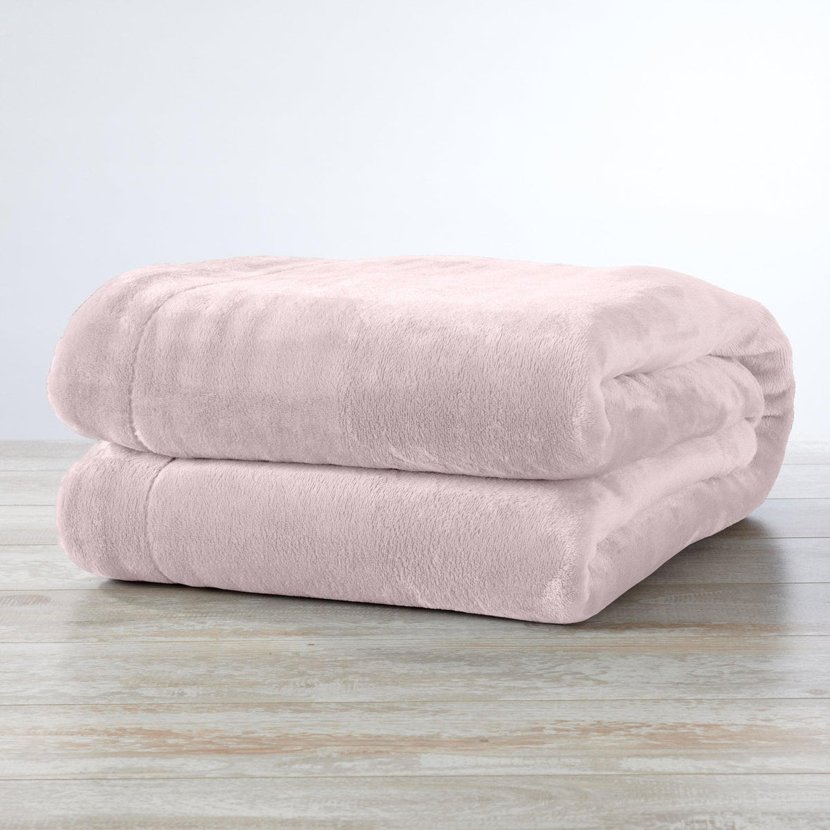 Great Bay Home Kinsley Velvet Plush & Sherpa Blanket