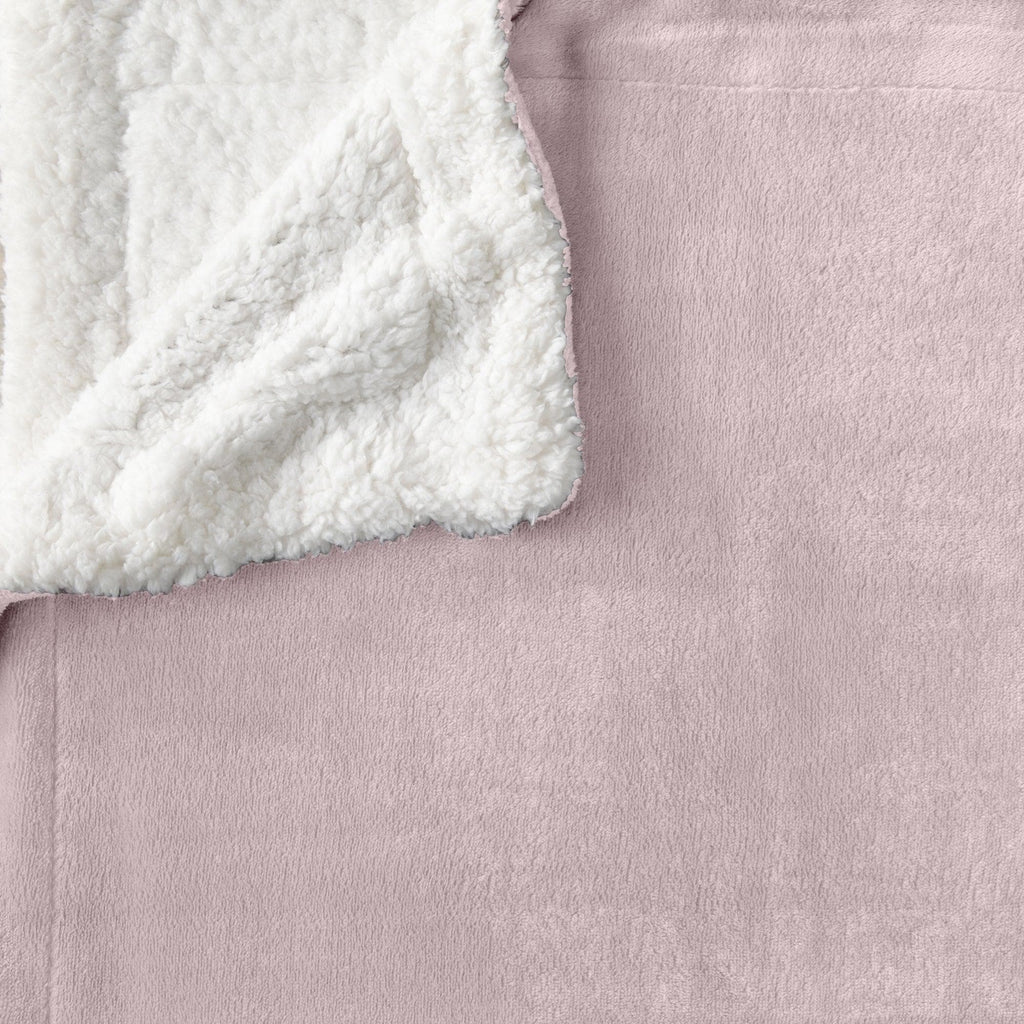 Great Bay Home Kinsley Velvet Plush & Sherpa Blanket