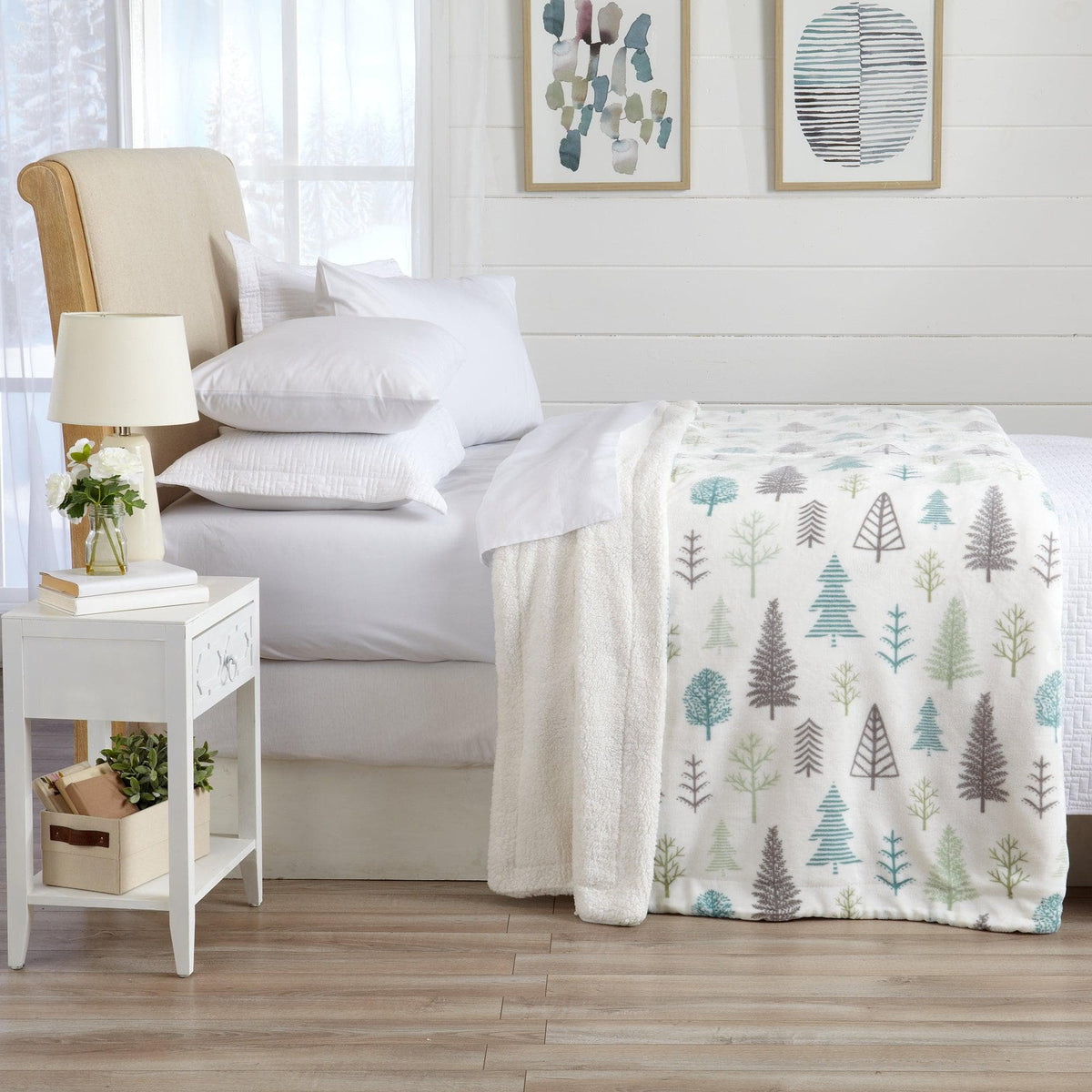 Great Bay Home Kinsley Velvet Plush & Sherpa Blanket