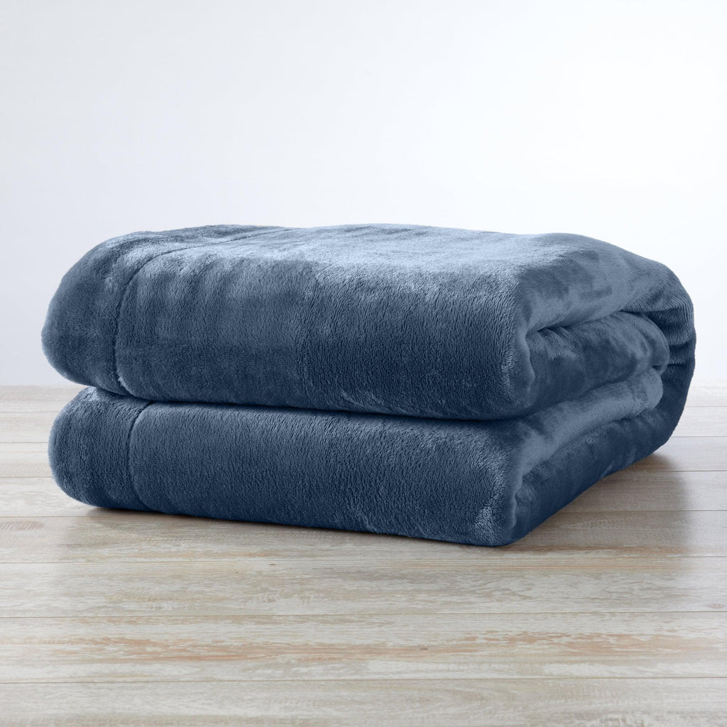Great Bay Home Kinsley Velvet Plush & Sherpa Blanket