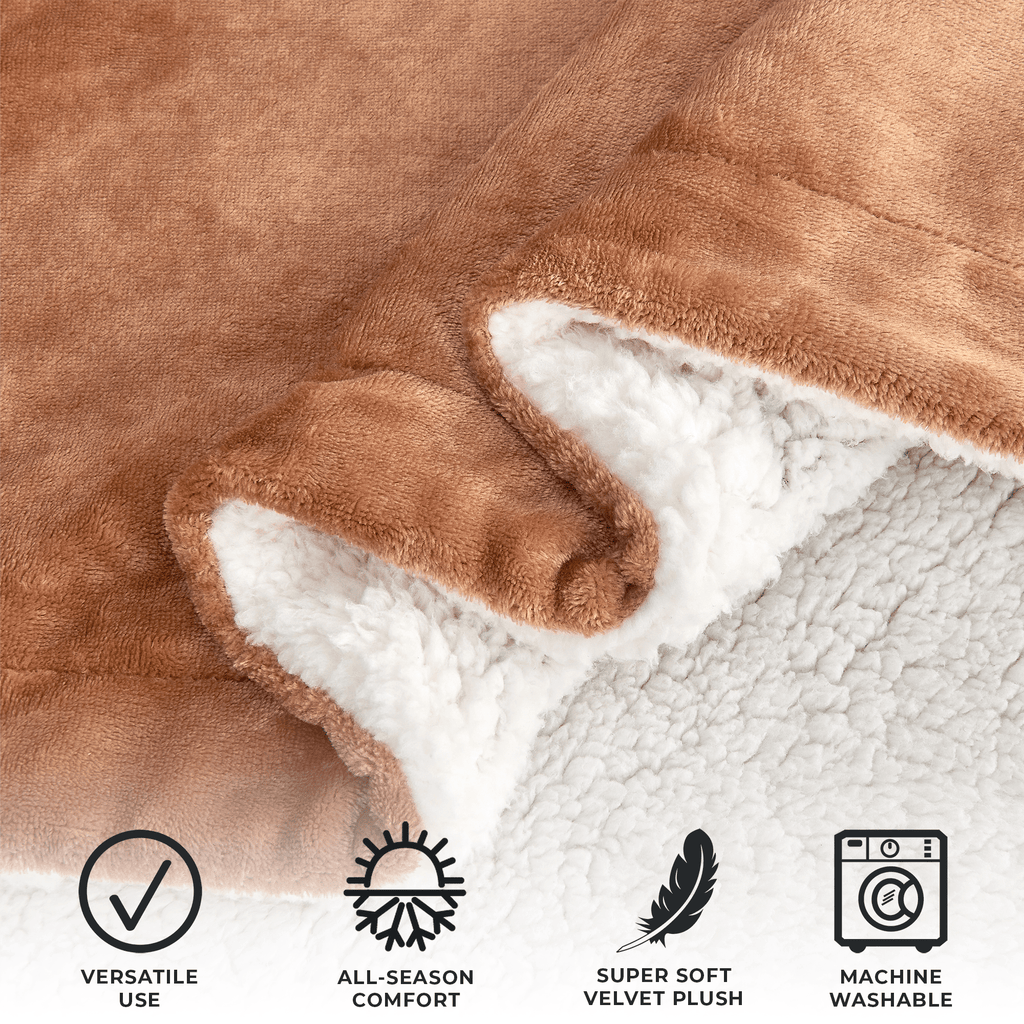 Great Bay Home Kinsley Velvet Plush & Sherpa Blanket