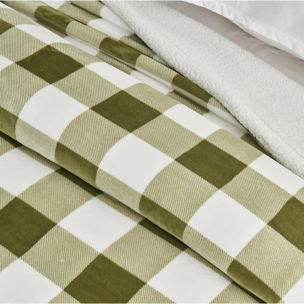 Great Bay Home Kinsley Velvet Plush & Sherpa Blanket